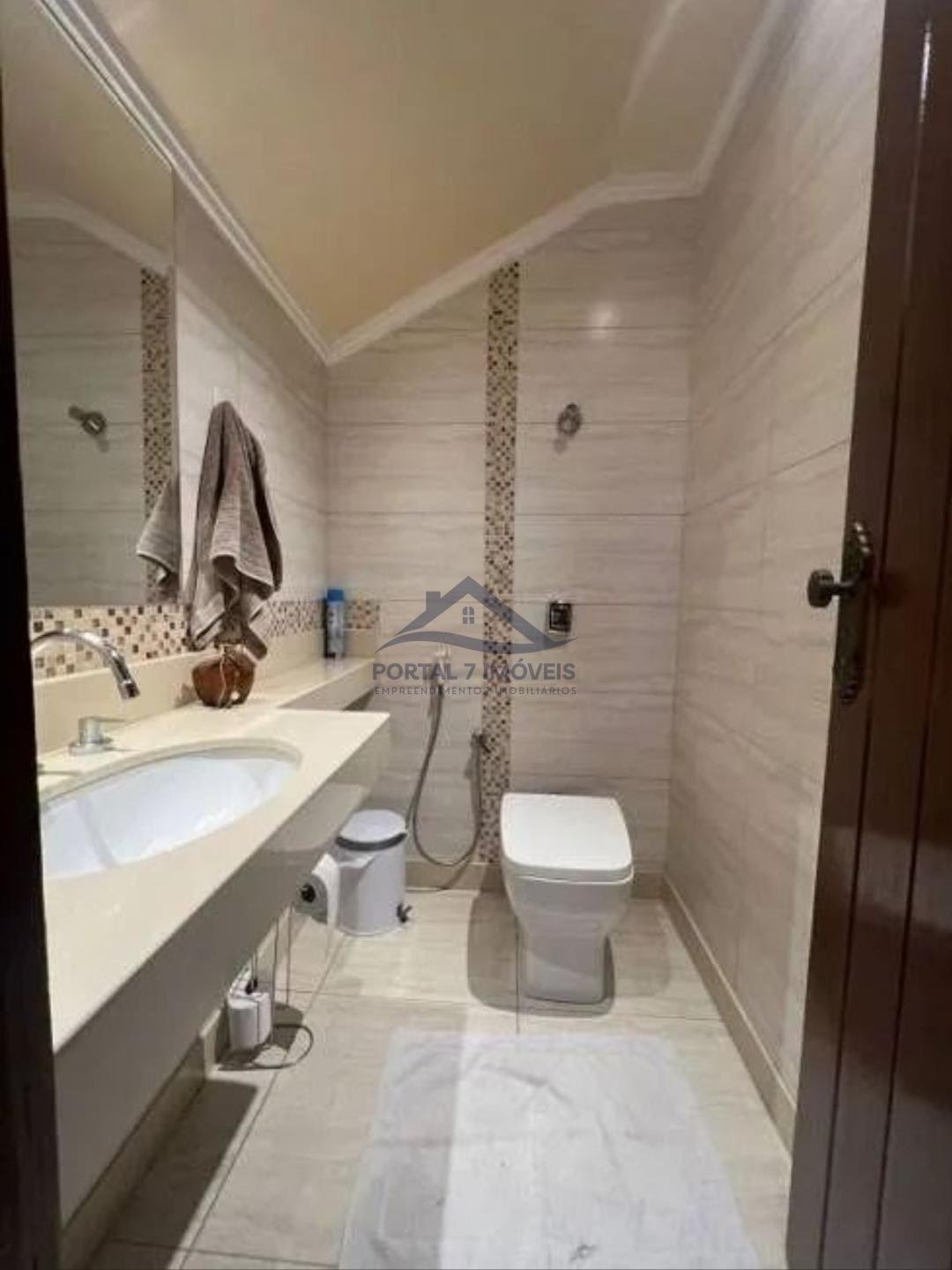 Casa à venda com 4 quartos, 2 suítes, 4 vagas e 225m² no Jardim Arizona, Sete Lagoas (MG) — foto 9 de 15