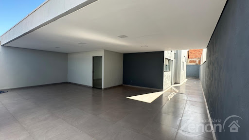 Casa à Venda em Residencial Parque dos Pássaros : 3 Dormitórios sendo uma suíte 