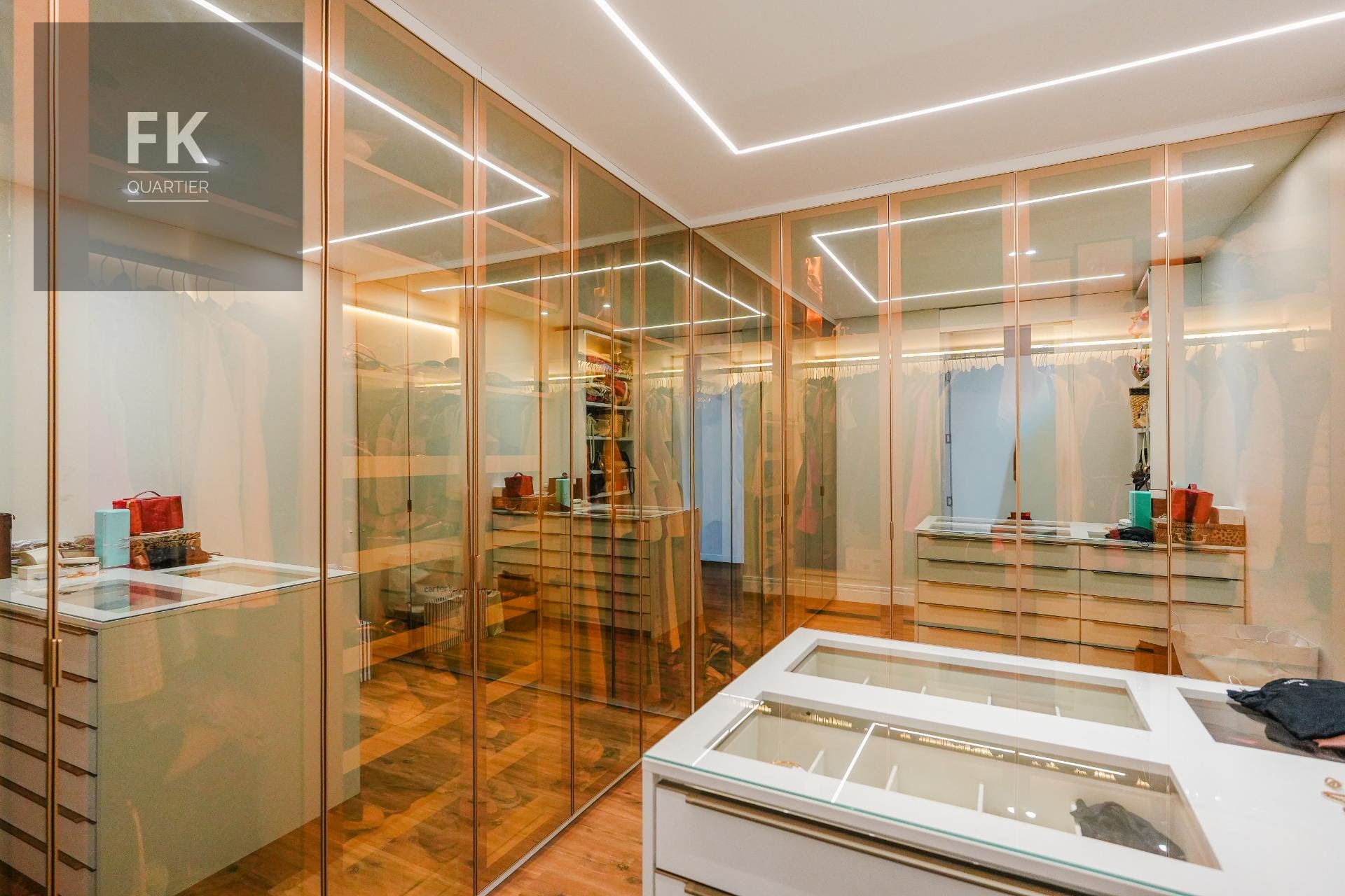 Casa à venda com 4 quartos, 4 suítes, 4 vagas e 454m² no Alphaville, Santana de Parnaíba (SP) — foto 18 de 30