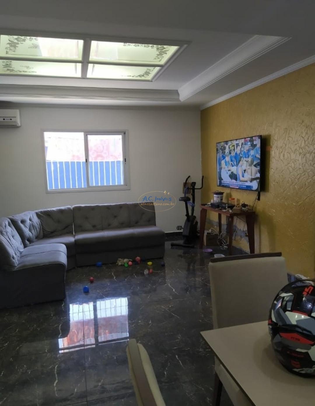 Casa à venda com 3 quartos, 1 suíte, 2 vagas e 90m² no Vila Tupi, Praia Grande (SP) — foto 16 de 21