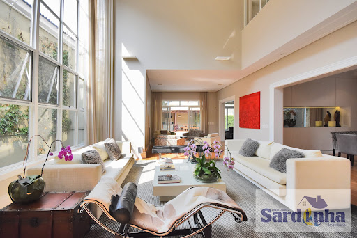Sobrado à Venda no Morumbi, 500m², 4 Dorms, 2 Suítes