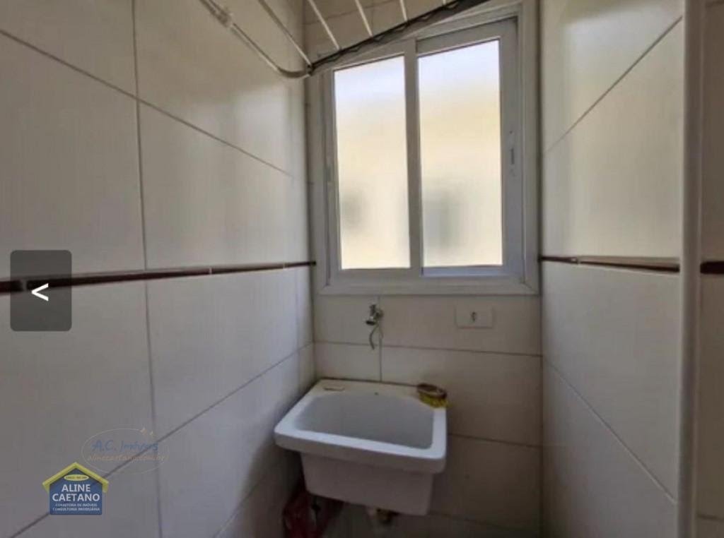 Casa à venda com 3 quartos, 1 suíte, 1 vaga e 70m² no Maracanã, Praia Grande (SP) — foto 5 de 18