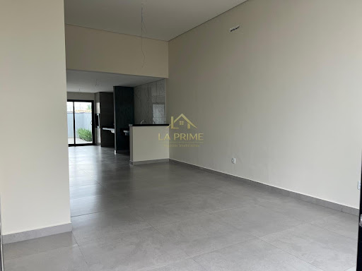 Casa em Condomínio no Jardim Ibiti do Paço em Sorocaba, 175m²,  03 dormitórios, 01 suíte , 02 banheiros e  04 vagas de garagem.