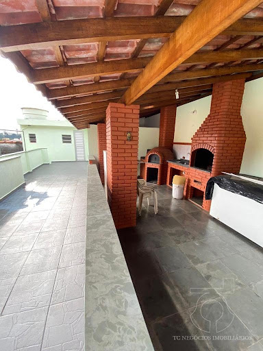 Sobrado com quatro dormitórios sendo dois suítes em Conjunto Residencial Butantã  -  São Paulo