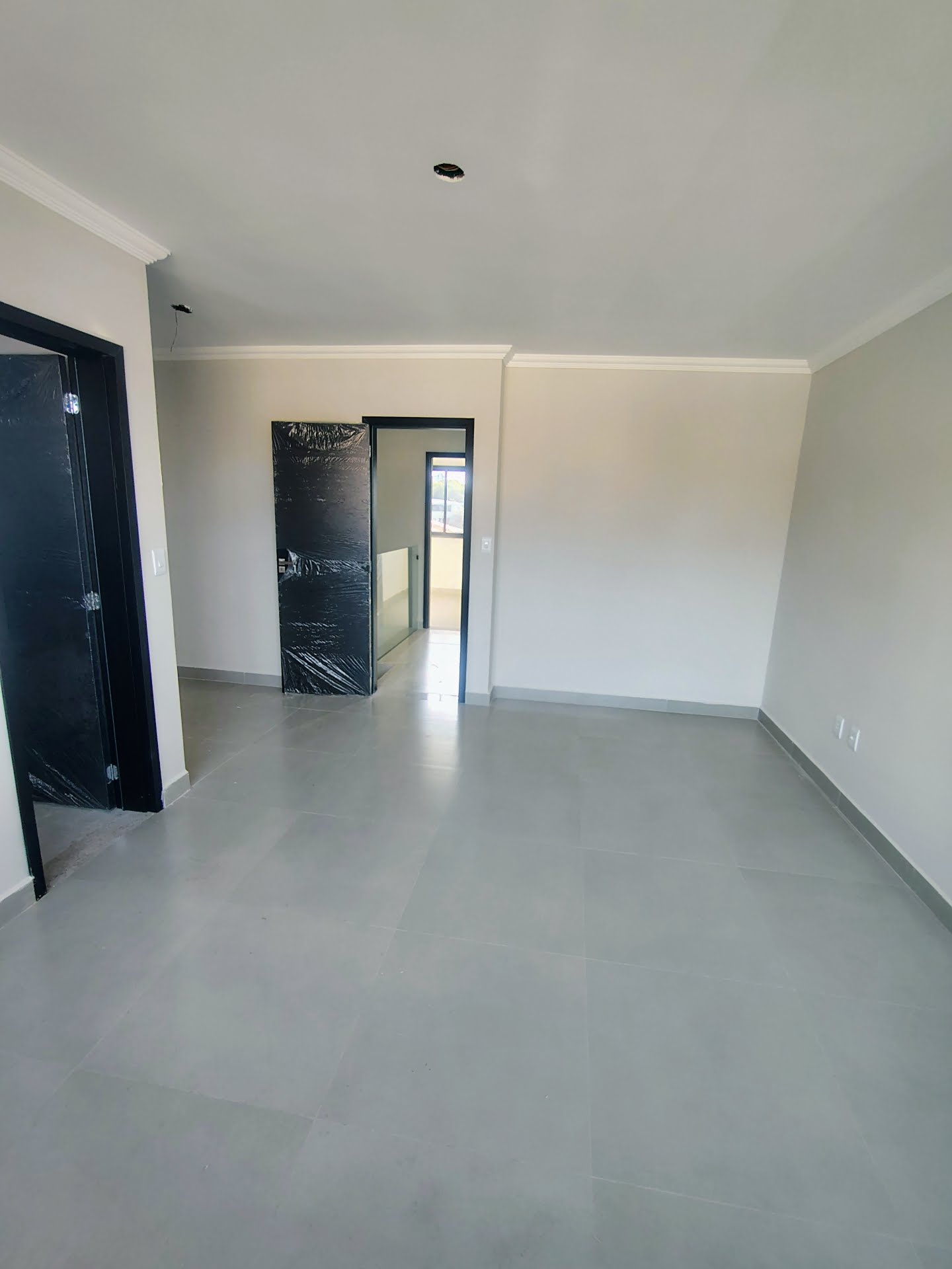 Casa à venda com 3 quartos, 1 suíte, 2 vagas e 127m² no Planalto, Belo Horizonte (MG) — foto 8 de 30