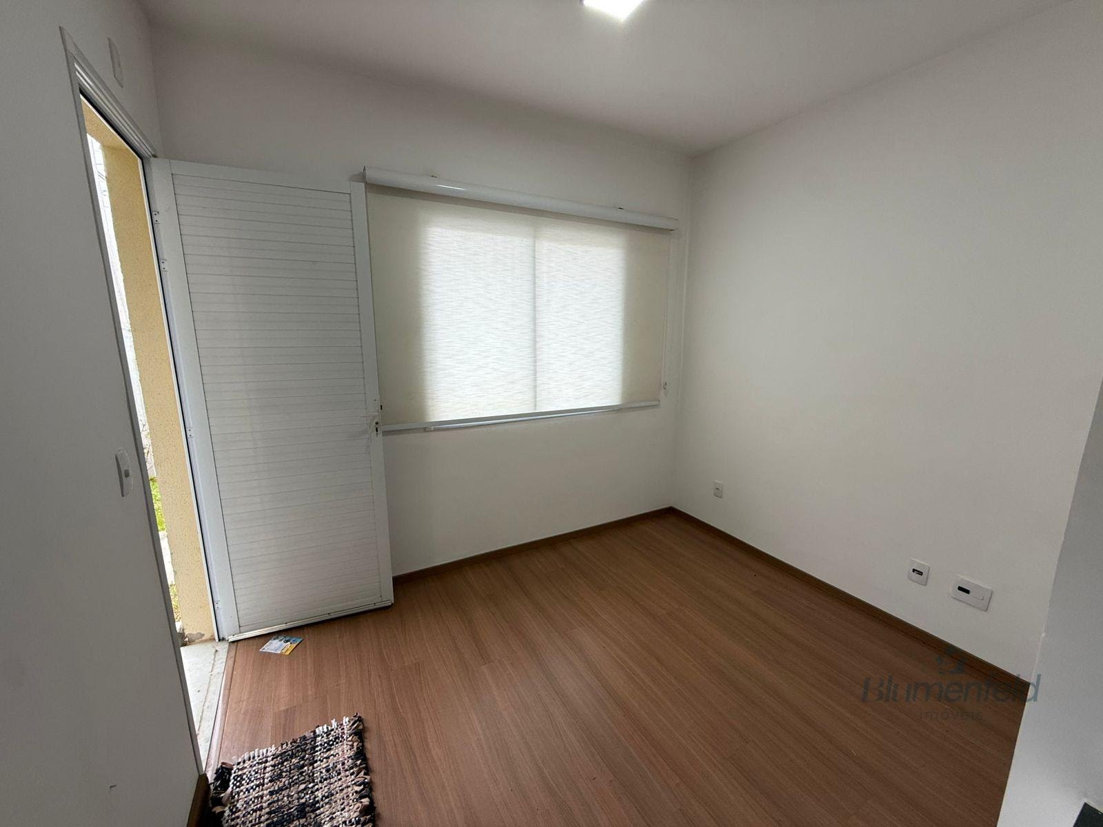 Casa para alugar com 2 quartos, 2 banheiros, 1 vaga e 57m² no Centro Residencial, Arujá (SP) — foto 4 de 13