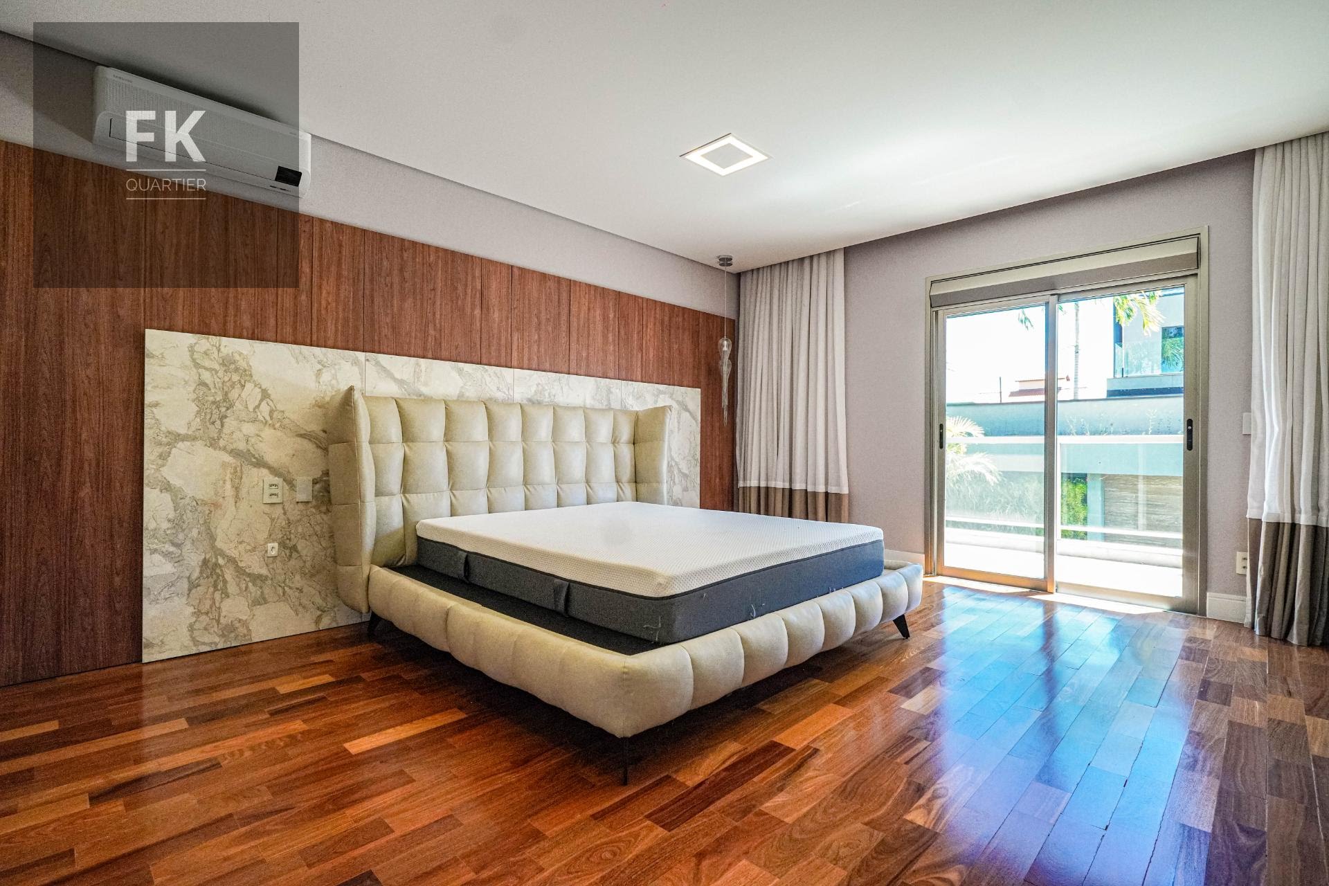 Casa à venda com 4 quartos, 4 suítes, 4 vagas e 516m² no Alphaville Residencial Dois, Barueri (SP) — foto 27 de 30