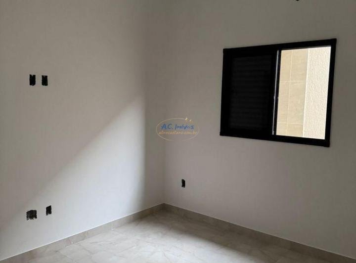 Casa à venda com 2 quartos, 2 suítes, 2 vagas e 73m² no Maracanã, Praia Grande (SP) — foto 13 de 25