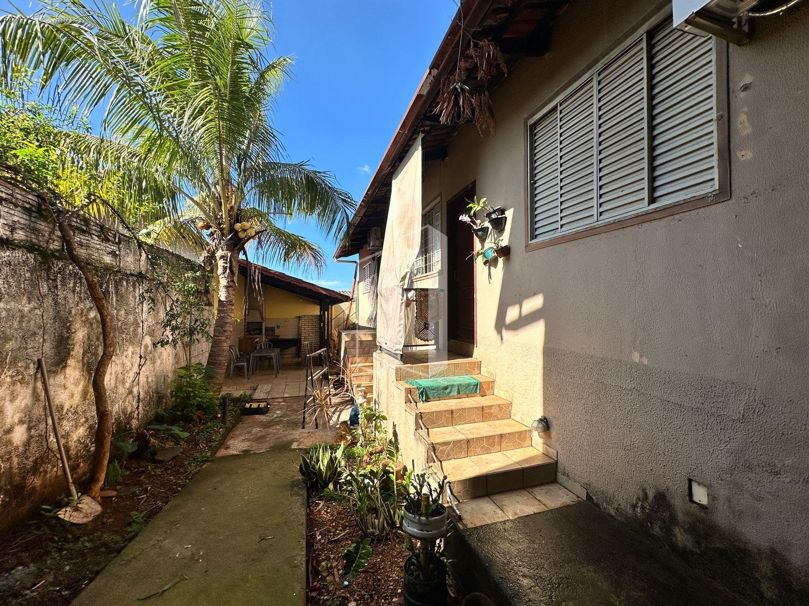 Casa à venda com 8 quartos, 4 suítes, 4 vagas e 390m² no Vila São Tomaz, Aparecida de Goiânia (GO) — foto 5 de 5