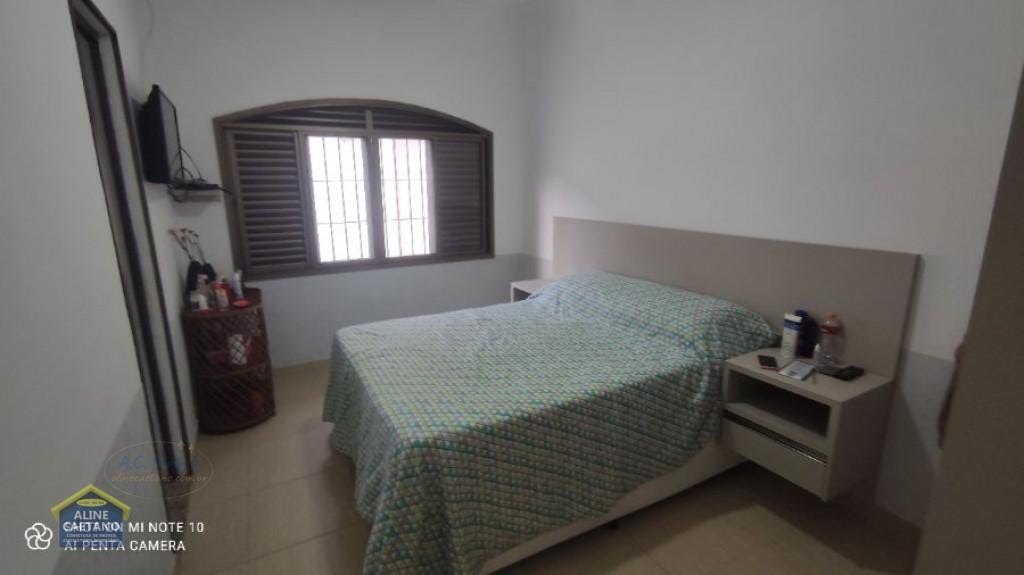Casa à venda com 4 quartos, 3 suítes, 5 vagas e 187m² no Balneario Flórida, Praia Grande (SP) — foto 17 de 30