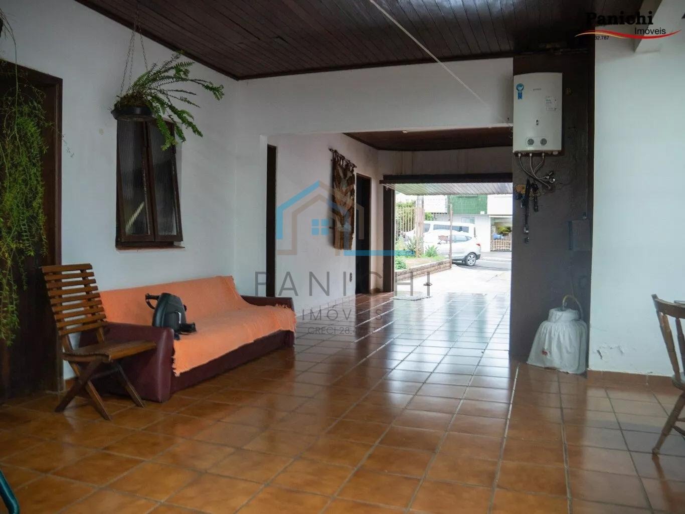Casa para alugar com 5 quartos, 1 suíte, 3 vagas e 250m² no Centro, Ijuí (RS) — foto 11 de 18