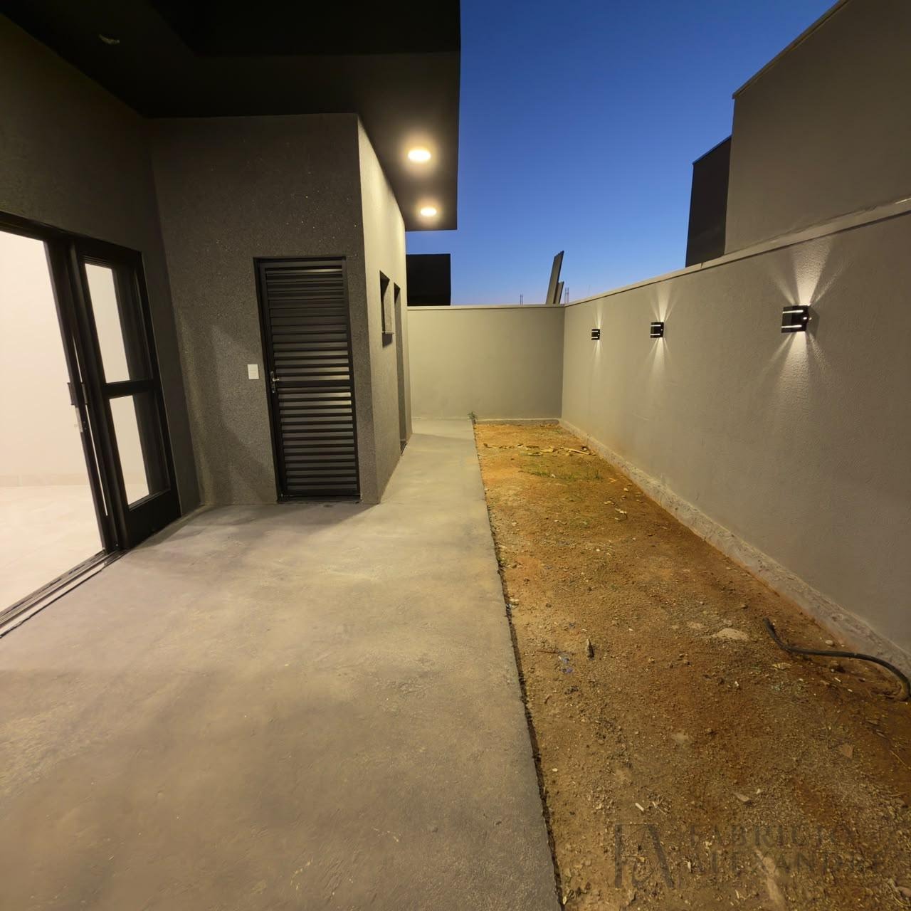 Casa à venda com 3 quartos, 1 suíte, 2 vagas e 145m² no Residencial Setsul II, São José do Rio Preto (SP) — foto 14 de 27