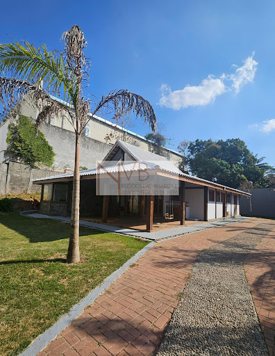 Casa em Condomínio na Granja Viana, 3 Dorms, 250m² à Venda