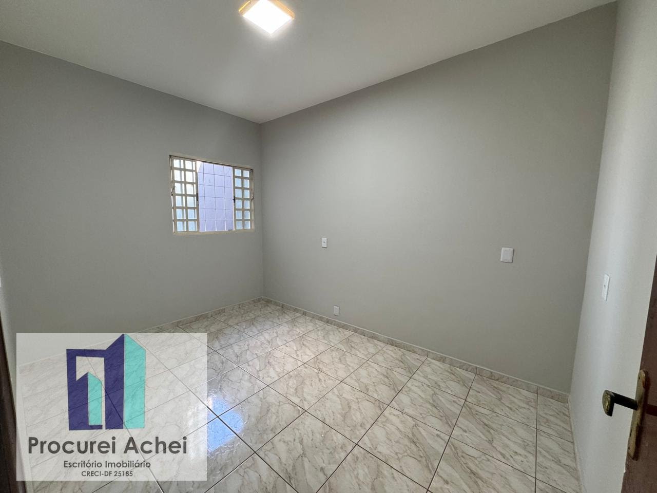 Casa à venda com 3 quartos, 1 suíte, 3 vagas e 200m² no Setor Residencial Leste (planaltina), Brasília (DF) — foto 9 de 14