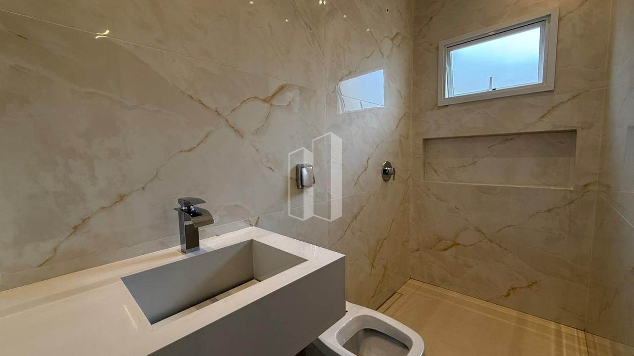 Casa à venda com 4 quartos, 4 suítes, 4 vagas e 207m² no Jardim Europa, Goiânia (GO) — foto 30 de 30