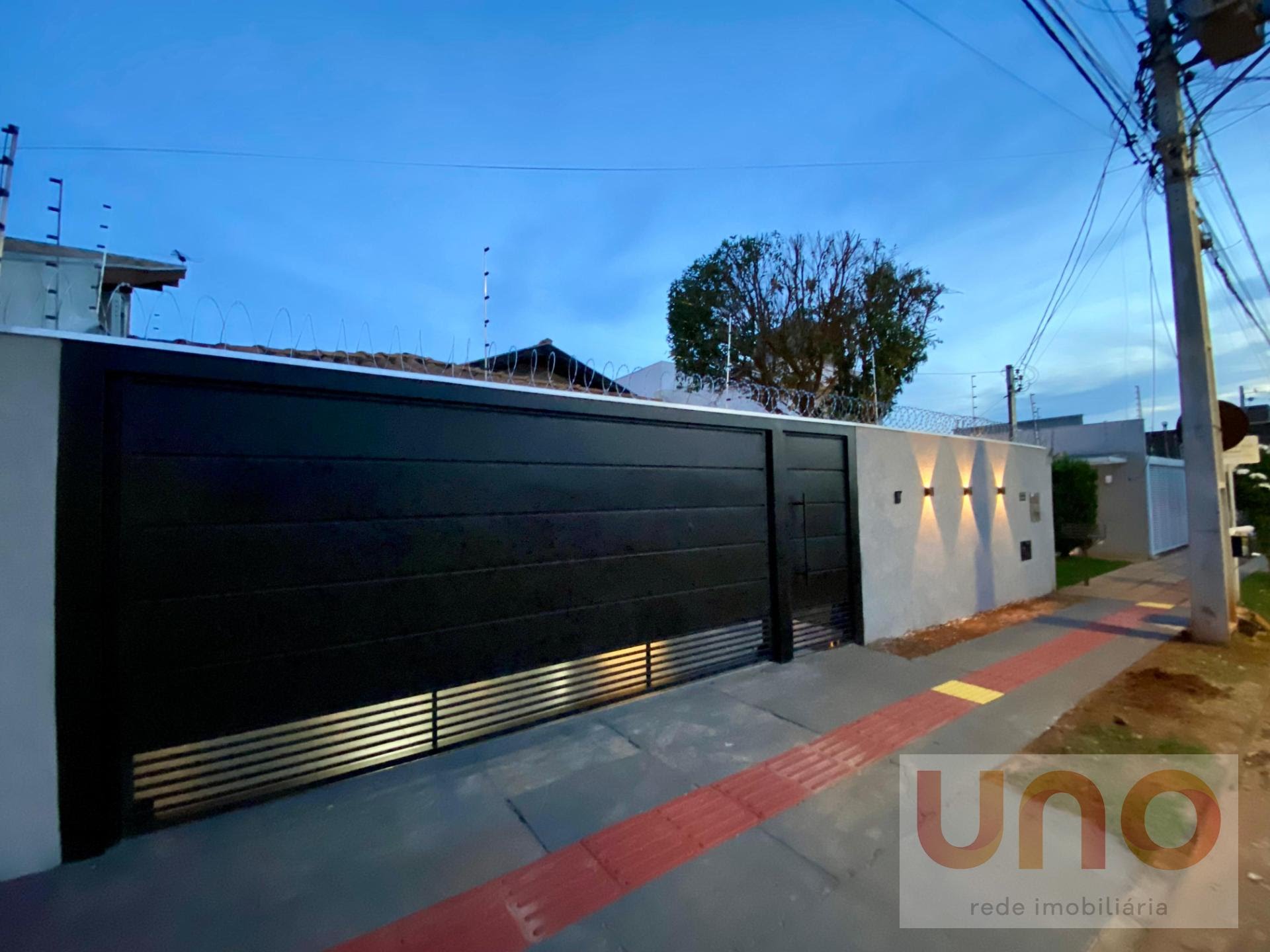 Casa à venda com 3 quartos, 1 suíte, 3 vagas e 360m² no Vila Vilas Boas, Campo Grande (MS) — foto 23 de 30