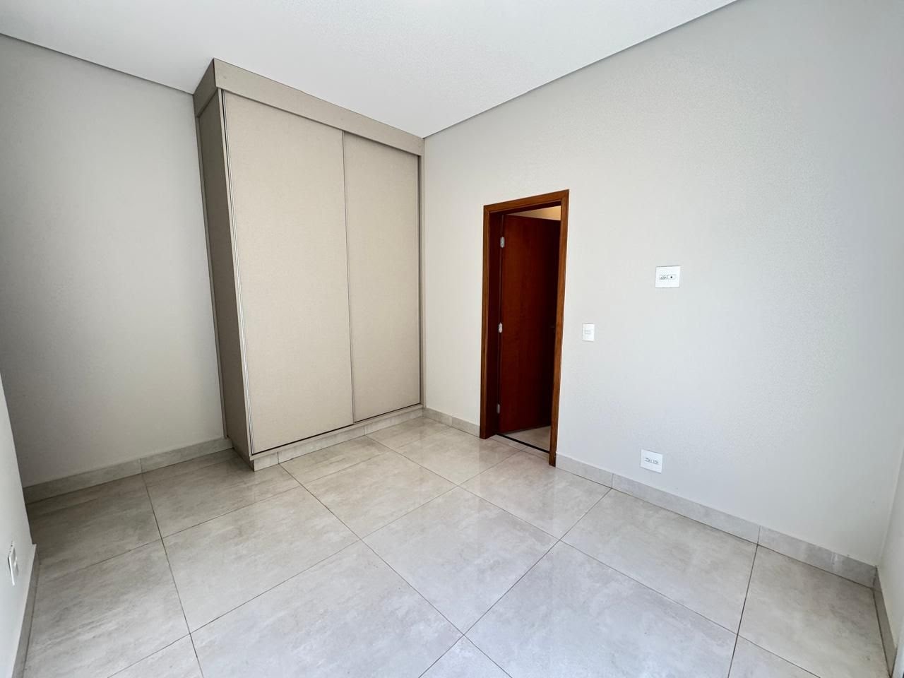 Casa à venda com 4 quartos, 4 suítes, 4 vagas e 185m² no Loteamento Terras de Florença, Ribeirão Preto (SP) — foto 8 de 30