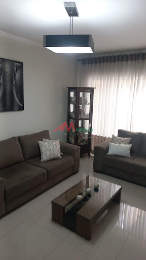 Sobrado em Paulicéia - 3 Dormitórios, 165m² por R$795.000