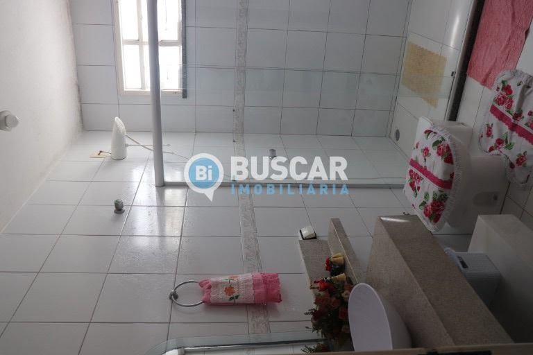 Casa à venda com 3 quartos, 4 banheiros, 2 vagas e 240m² no Parque Getúlio Vargas, Feira de Santana (BA) — foto 8 de 20