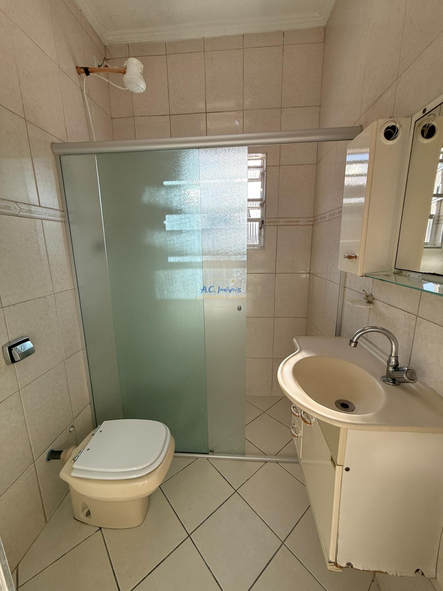Casa à venda com 3 quartos, 1 suíte, 1 vaga e 130m² no Nova Mirim, Praia Grande (SP) — foto 16 de 30