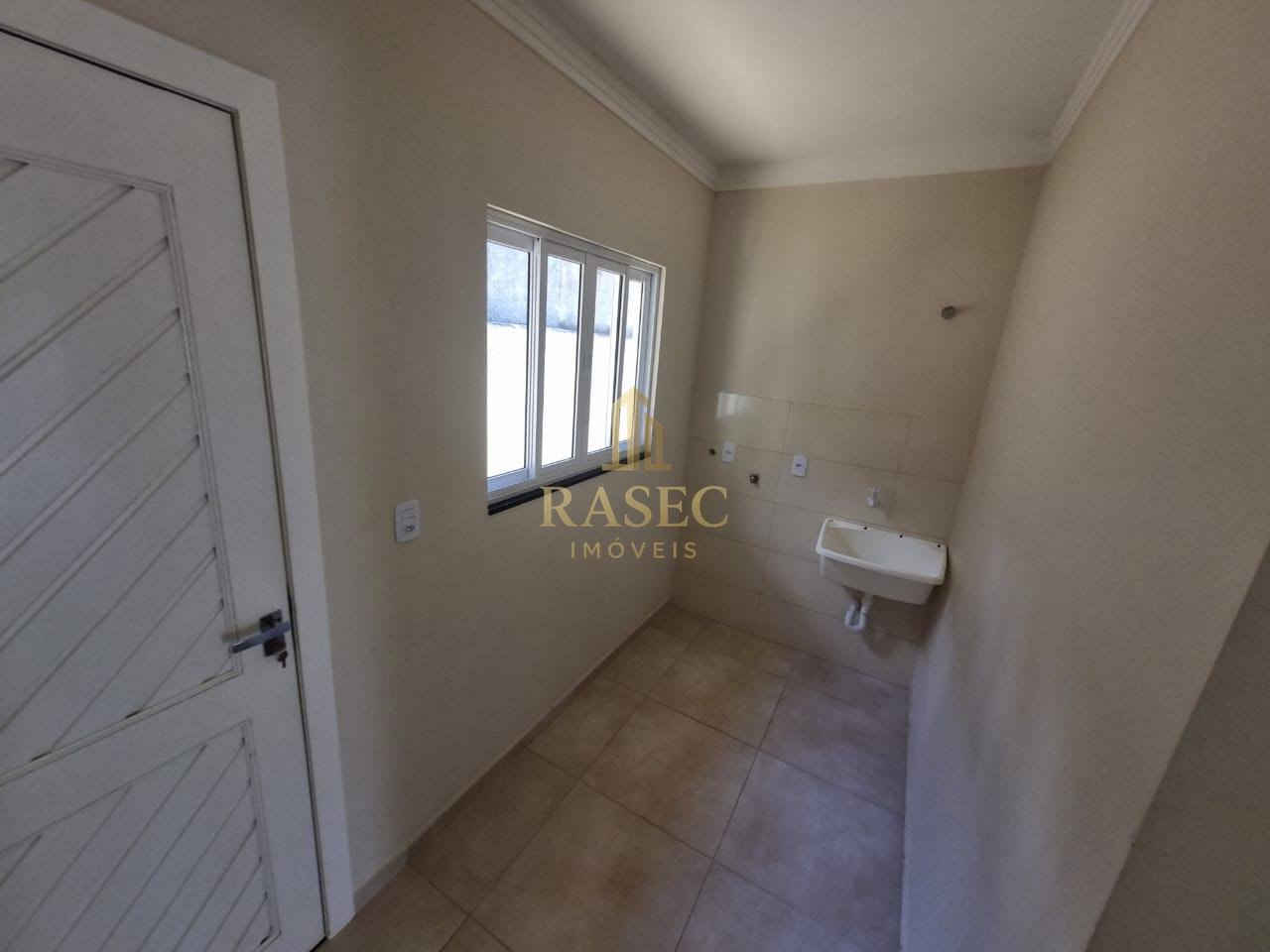 Casa para alugar com 3 quartos, 1 suíte, 2 vagas e 80m² no Cedrinho, Brusque (SC) — foto 7 de 14