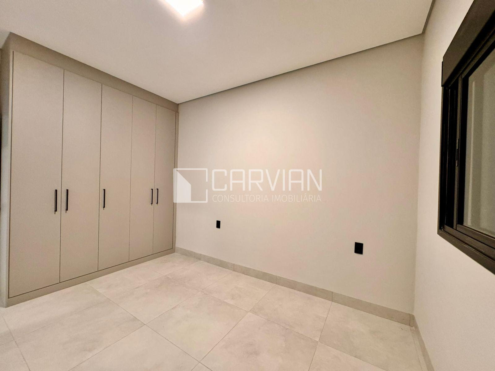 Casa à venda com 3 quartos, 1 suíte, 4 vagas e 258m² no Bomfim Paulista, Ribeirão Preto (SP) — foto 22 de 30