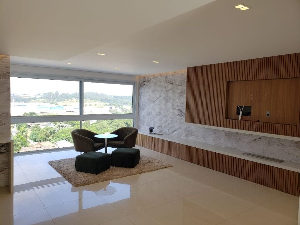 Casa à venda com 3 quartos, 3 suítes, 4 vagas e 500m² no Condomínio Country Club, Arujá (SP) — foto 4 de 28