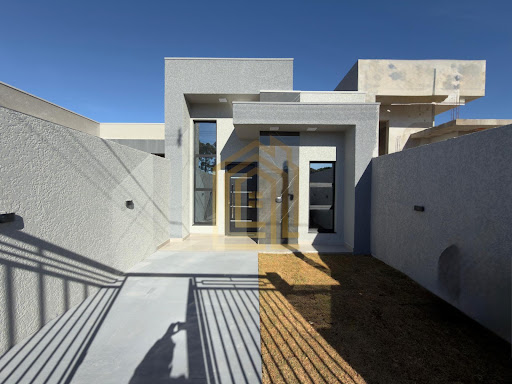Casa à Venda no bairro Madrid, Cascavel | 2 Dormitórios