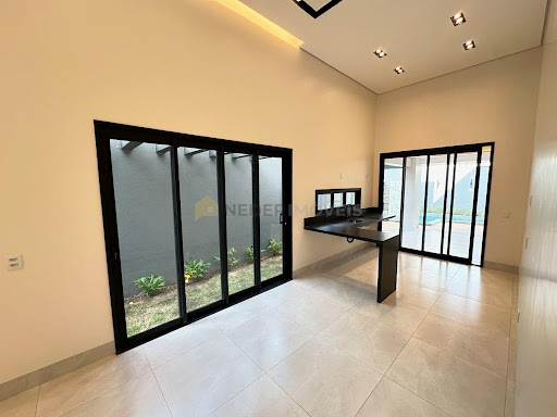 Casa à venda no condomínio Belvedere II 