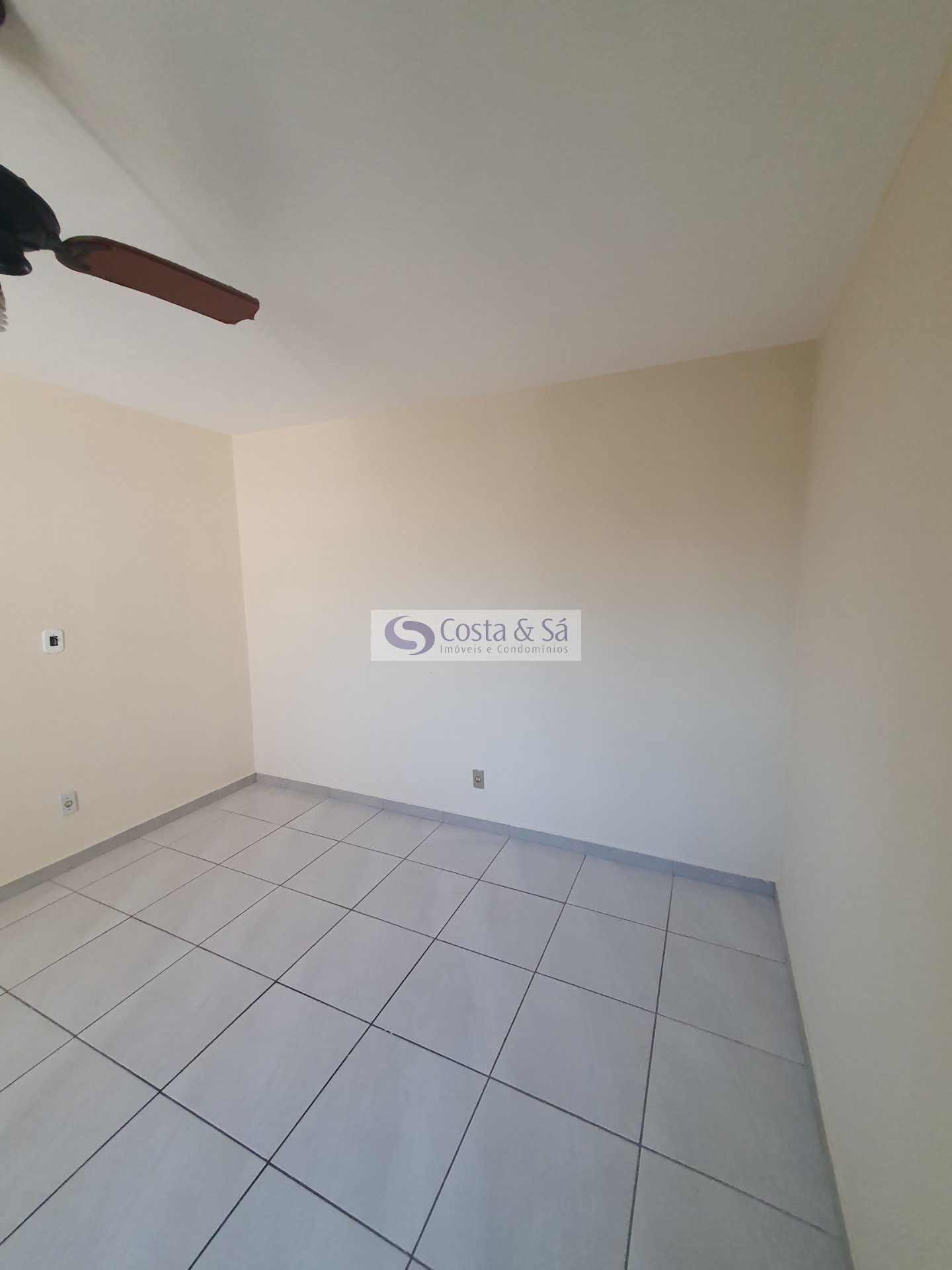 Casa à venda com 3 quartos, 1 suíte, 2 vagas e 120m² no Costazul, Rio das Ostras (RJ) — foto 9 de 16