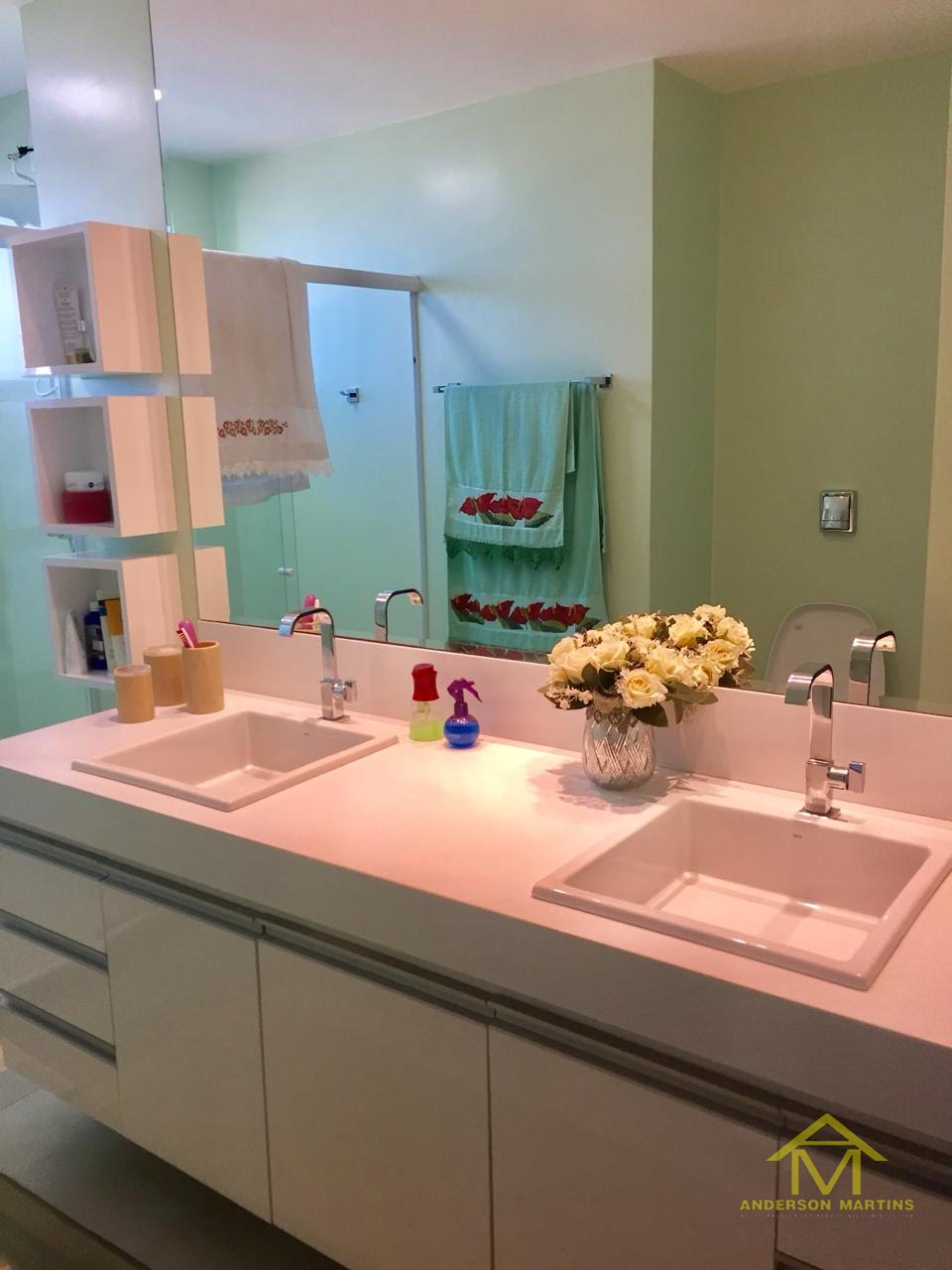 Apartamento à venda com 4 quartos, 6 banheiros, 3 vagas e 380m² no Praia da Costa, Vila Velha (ES) — foto 10 de 20