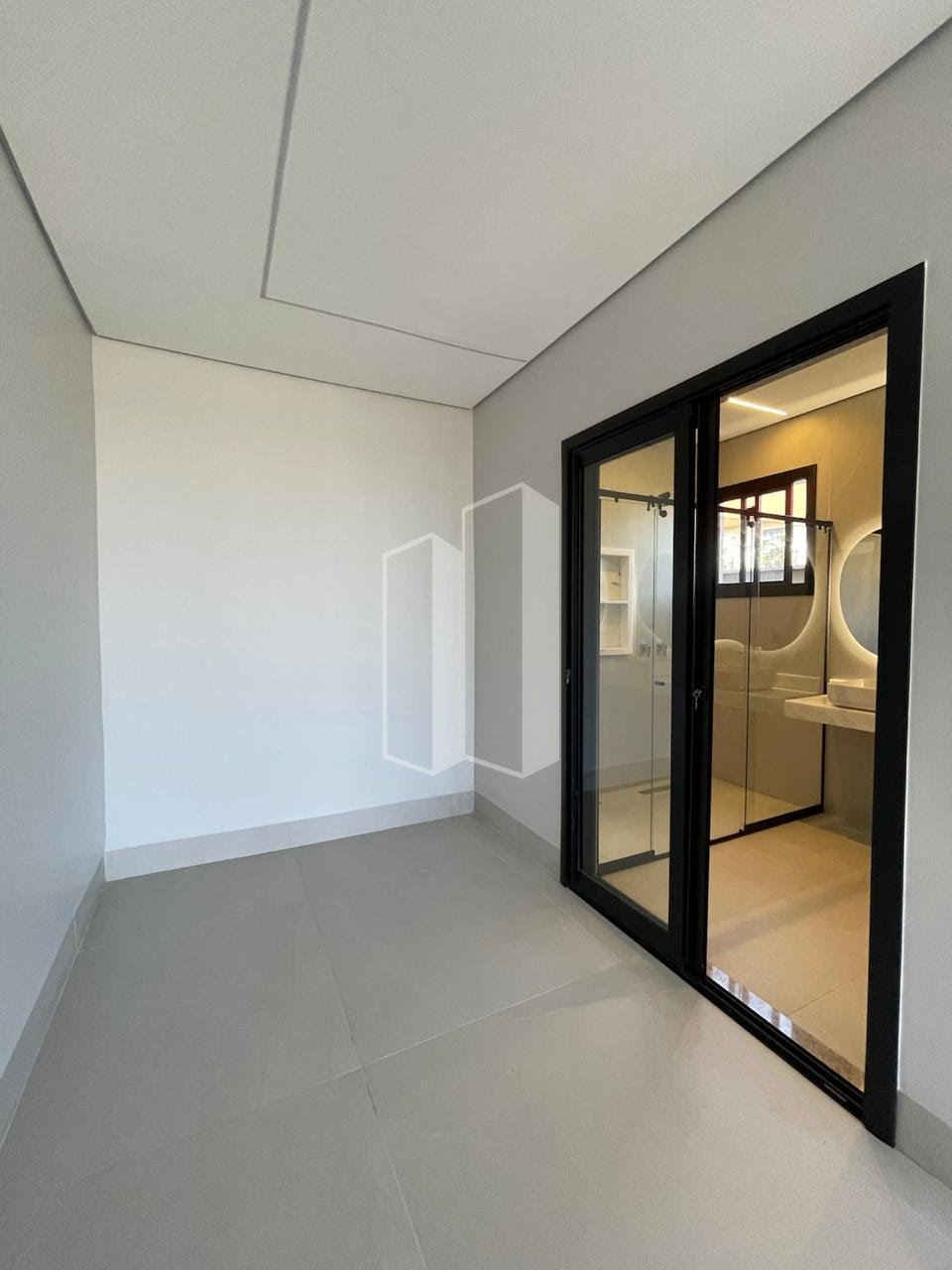 Casa à venda com 3 quartos, 3 suítes, 4 vagas e 207m² no Jardins Nápoles, Senador Canedo (GO) — foto 24 de 30