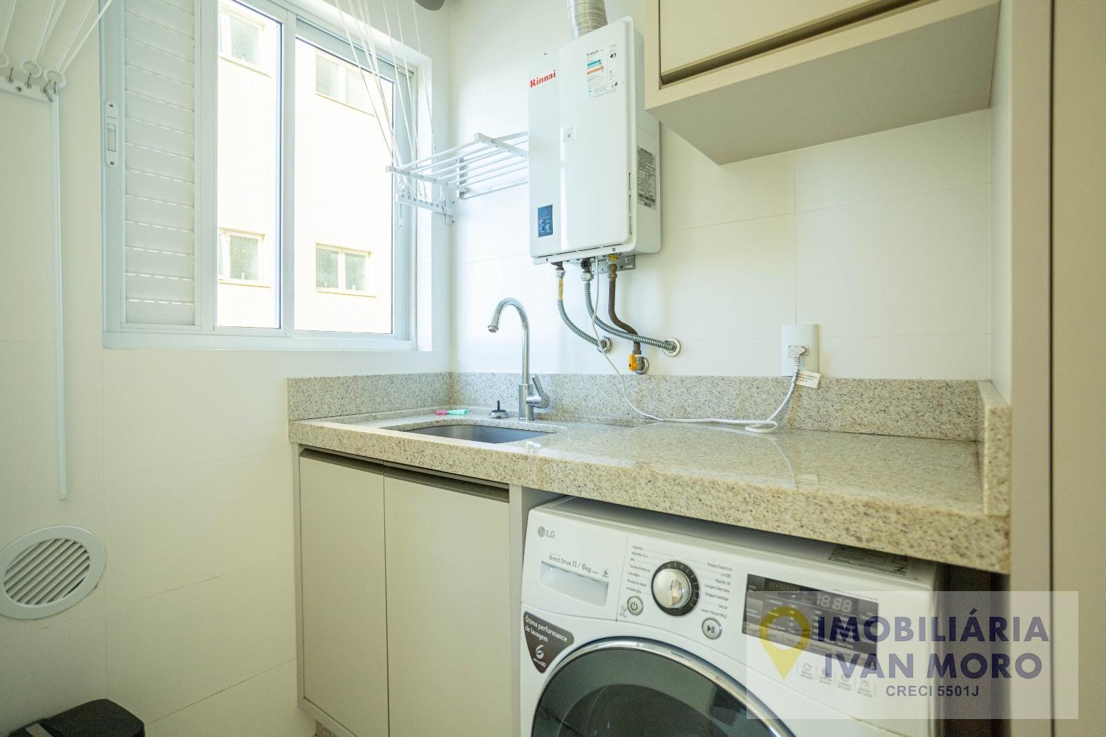 Apartamento à venda com 3 quartos, 3 suítes, 2 vagas e 130m² no Meia Praia, Itapema (SC) — foto 5 de 30