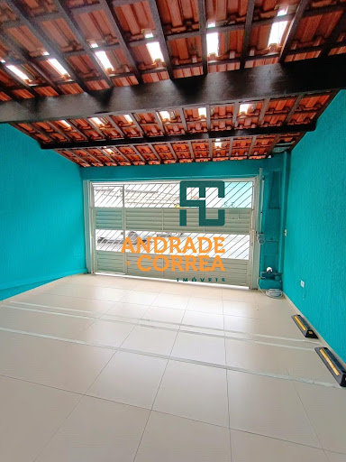 Casa Térrea Reformada com Garagem para 2 Carros – Pronta para Morar - Vila Mogilar  -  Mogi das Cruzes/SP.