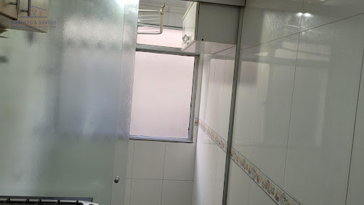 Cozinha e área de serviço
