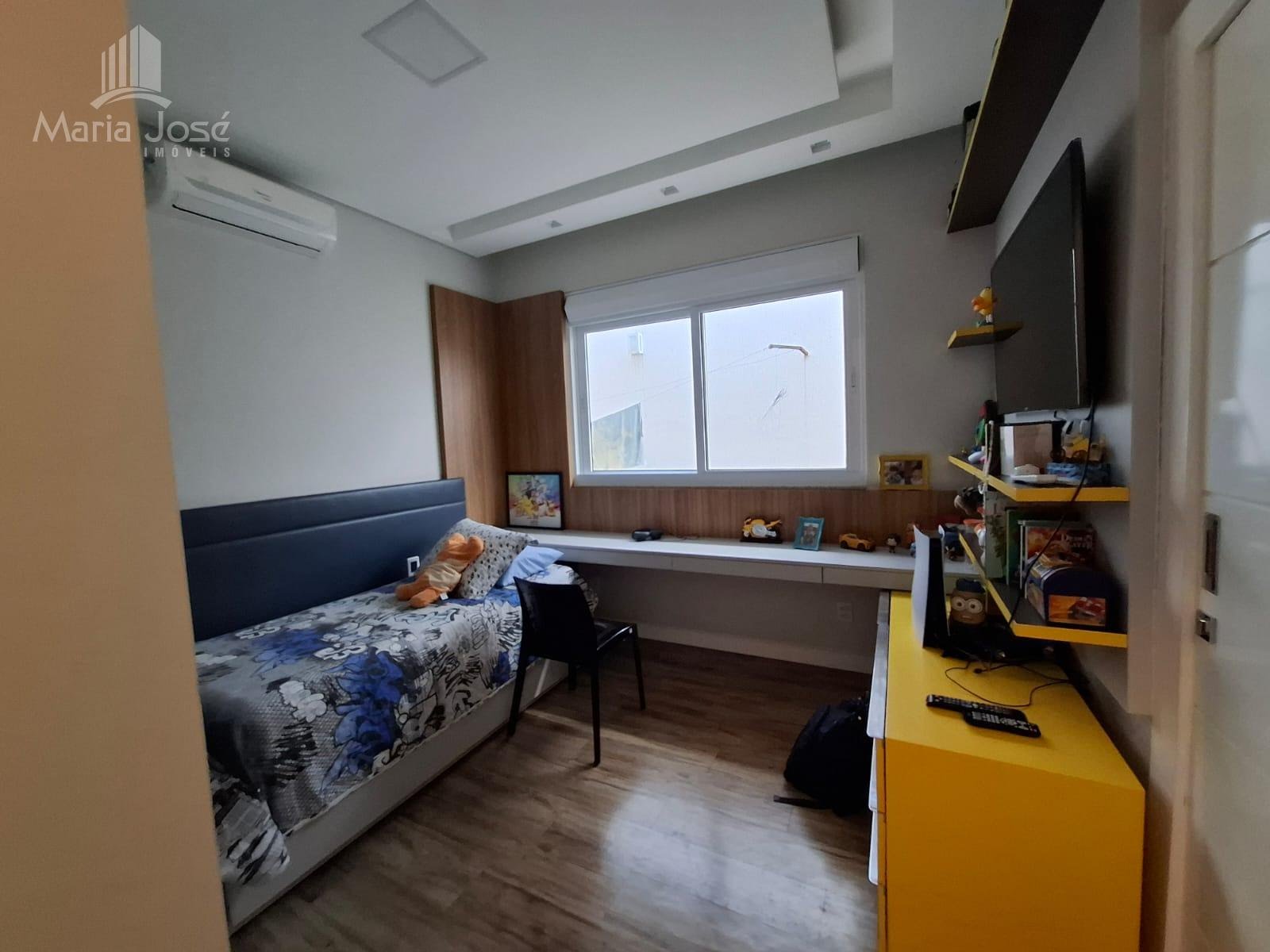 Casa à venda com 4 quartos, 2 suítes, 2 vagas e 400m² no Iporanga, Sete Lagoas (MG) — foto 29 de 30