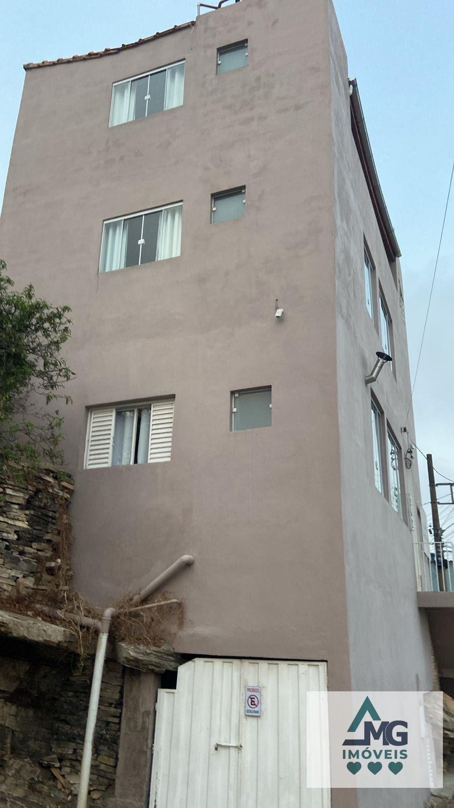 Casa à venda com 9 quartos e 6 banheiros no Centro, São Thomé das Letras (MG) — foto 2 de 18