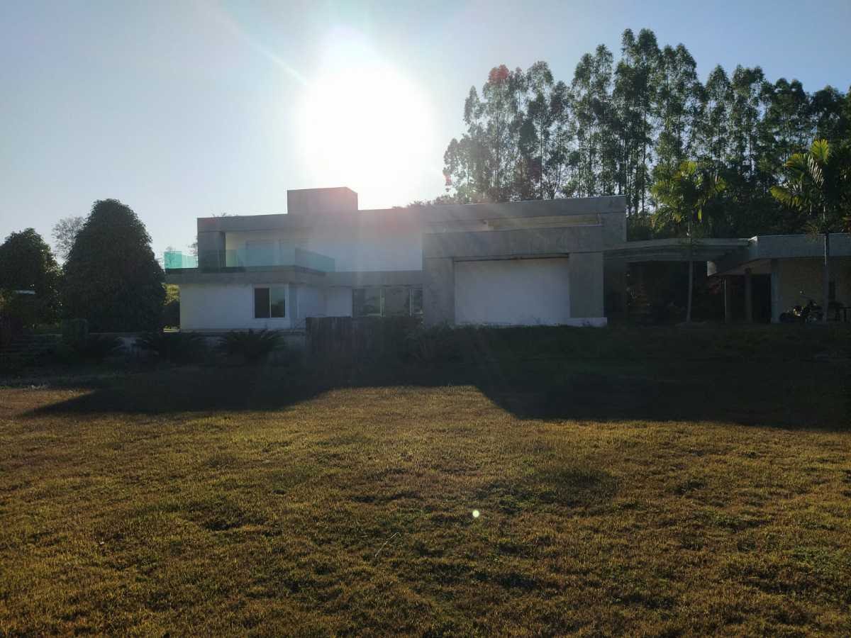 Casa à venda com 9 quartos, 1 suíte, 5 vagas e 850m² no Condomínio Belvedere, Esmeraldas (MG) — foto 4 de 30