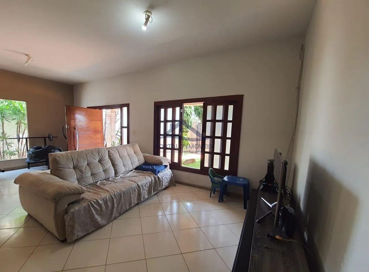 Casa à venda com 2 quartos, 1 suíte, 4 vagas e 450m² no Iporanga, Sete Lagoas (MG) — foto 4 de 13