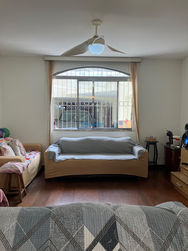 Sobrado em Santo Amaro - SP: 240m², 4 dormitórios, 2 suítes, 4 banheiros - À venda  por R$2.160.000