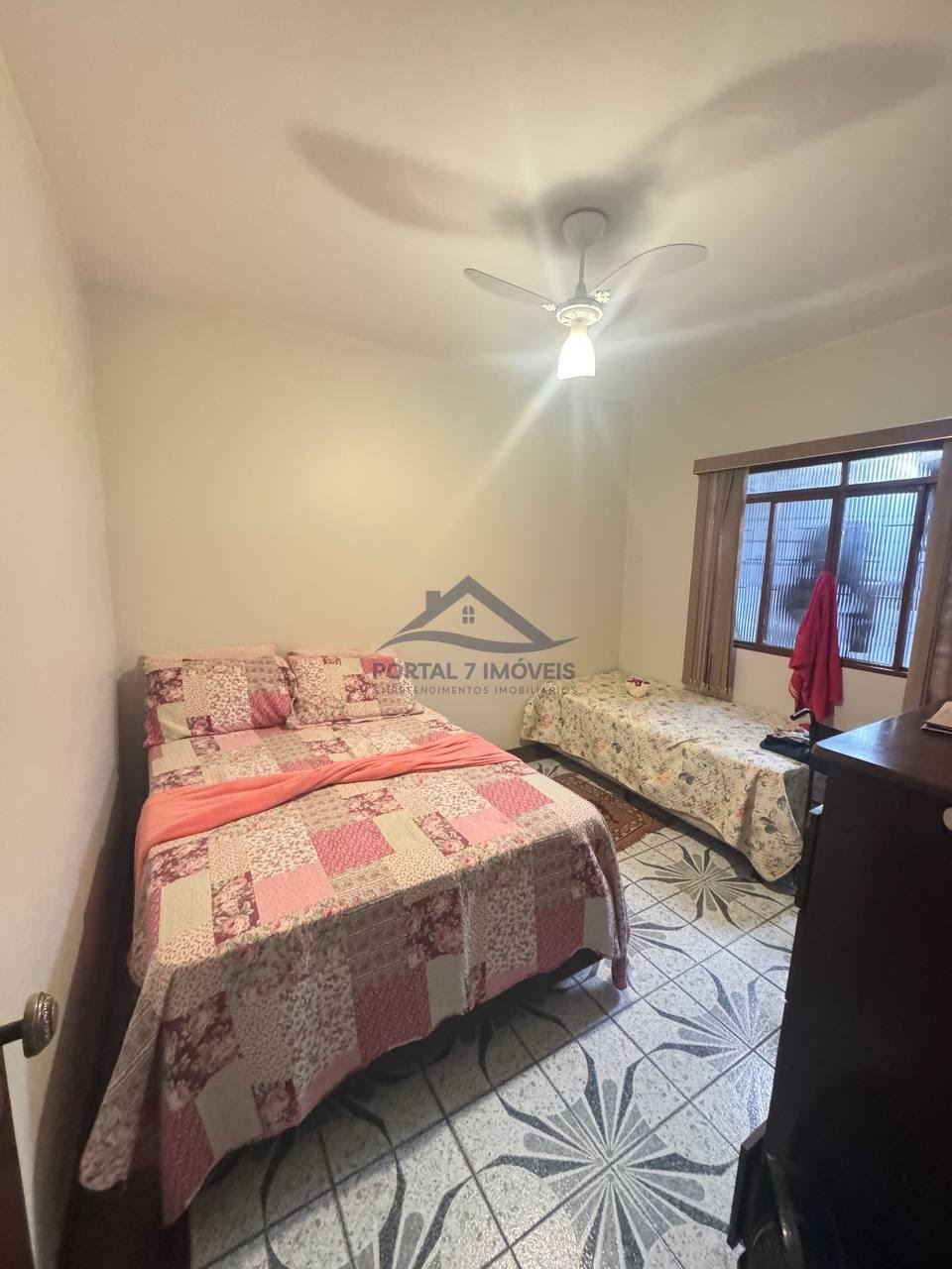 Casa à venda com 3 quartos, 1 suíte, 4 vagas e 360m² no Jardim Arizona, Sete Lagoas (MG) — foto 12 de 16