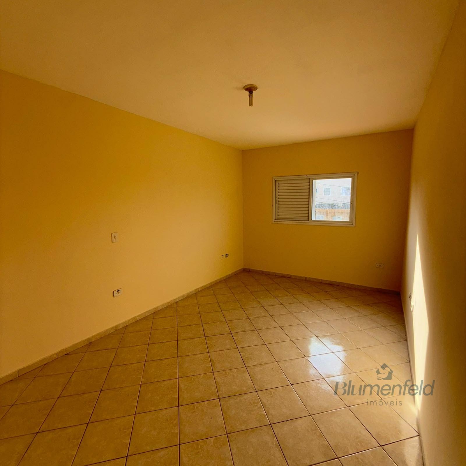 Casa para alugar com 3 quartos, 1 suíte, 2 vagas e 250m² no Jardim Rincão, Arujá (SP) — foto 11 de 17