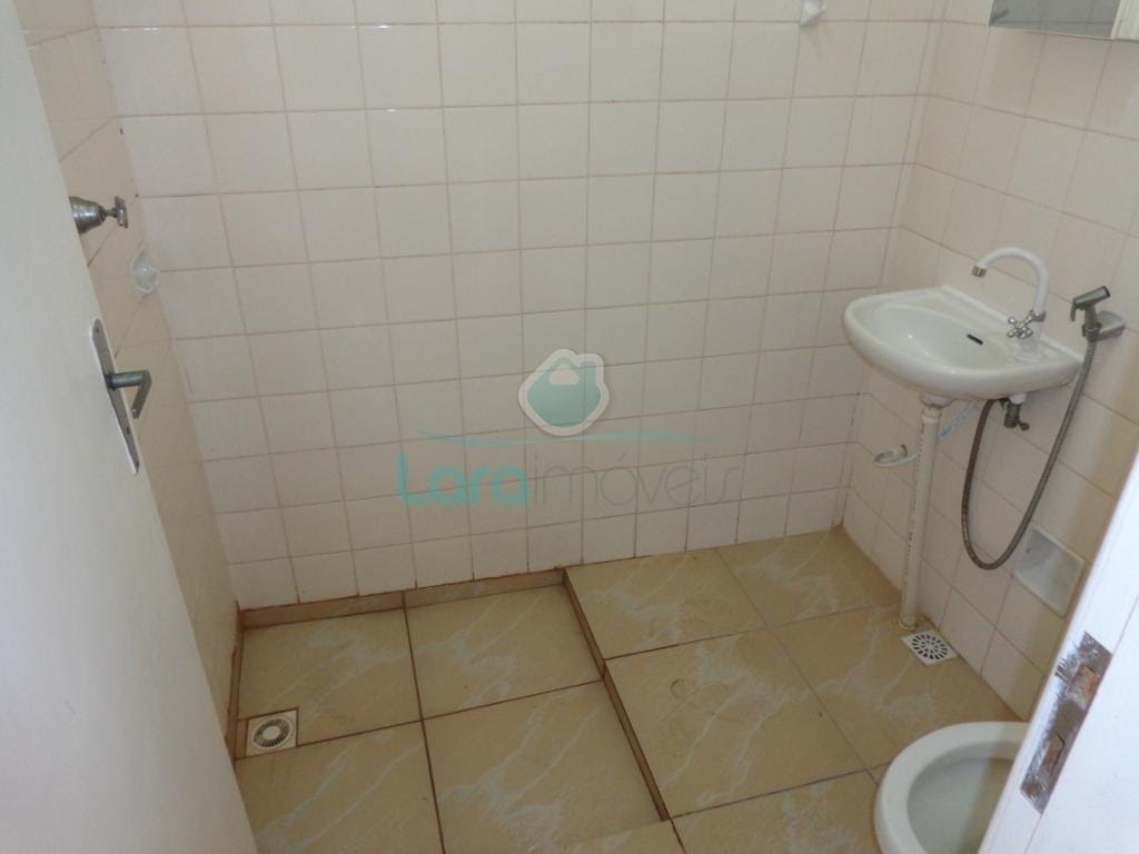 Casa à venda com 3 quartos, 1 suíte, 1 vaga e 100m² no Centro, Macaé (RJ) — foto 28 de 30
