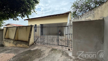 Casa à venda em Adamantina, 3 Dorms sendo um Suíte 143m², R$290 mil