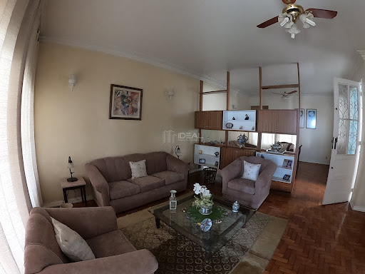 Casa de 3 quartos linear para venda no Centro - Campos dos Goytacazes, RJ