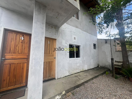 Apartamento Kitnet em São Sebastião  -  Palhoça