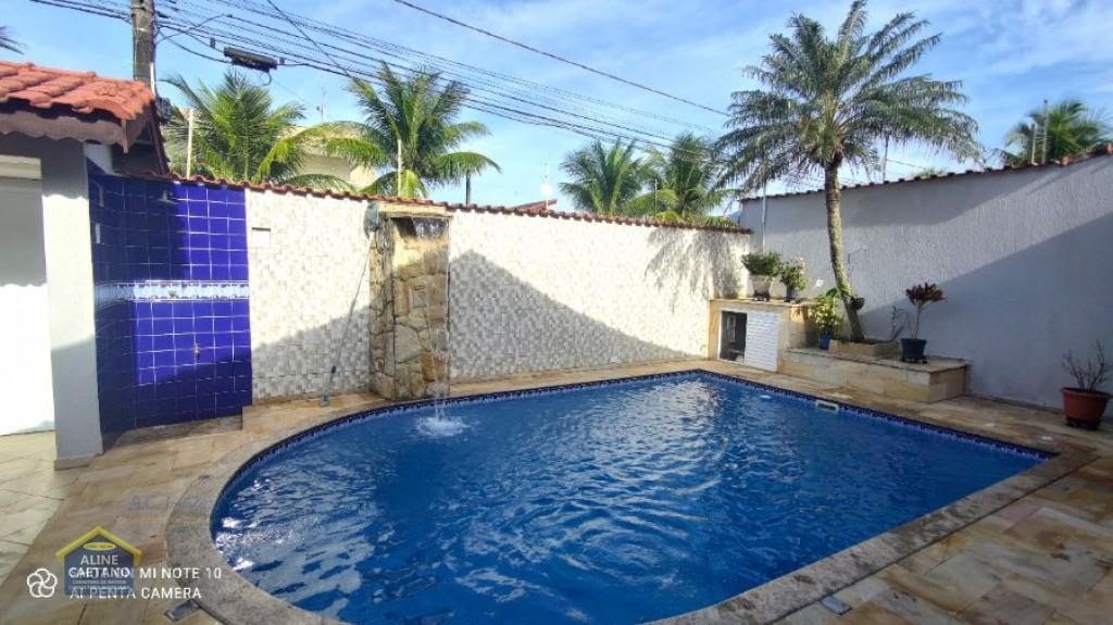 Casa à venda com 4 quartos, 3 suítes, 5 vagas e 187m² no Balneario Flórida, Praia Grande (SP) — foto 2 de 30