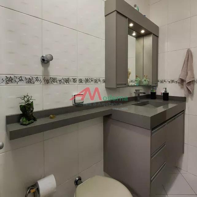 Casa à venda com 3 quartos, 1 suíte, 2 vagas e 212m² no Nova Petrópolis, São Bernardo do Campo (SP) — foto 13 de 30
