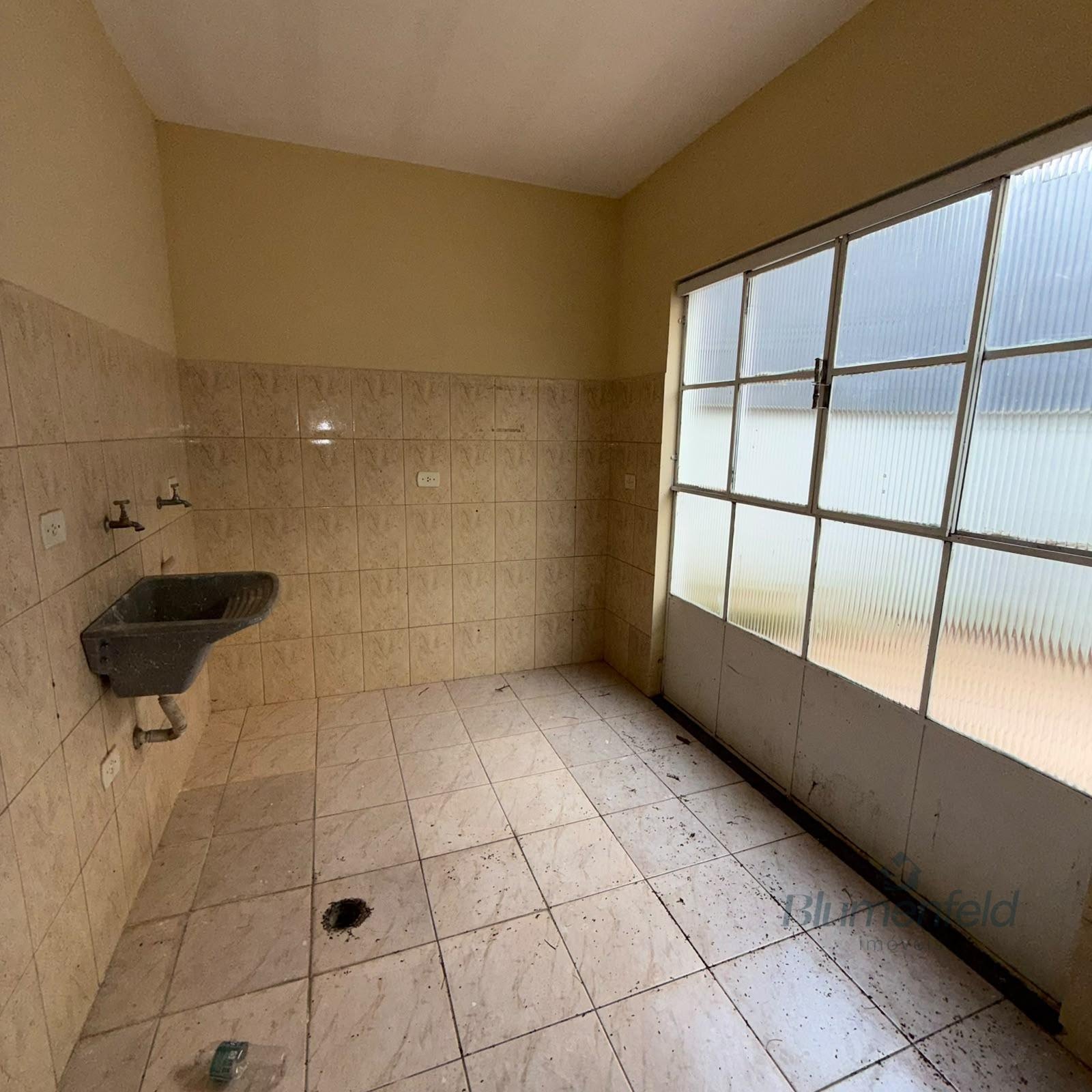 Casa para alugar com 3 quartos, 1 suíte, 2 vagas e 250m² no Jardim Rincão, Arujá (SP) — foto 14 de 17