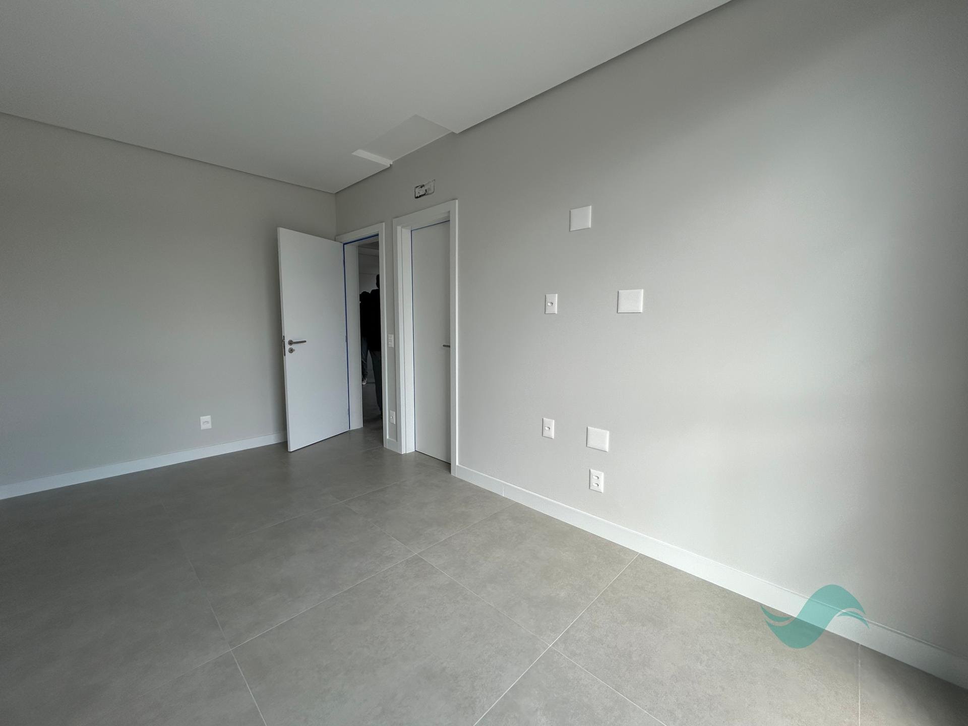 Apartamento à venda com 2 suítes, 2 vagas e 94m² no Jurerê, Florianópolis (SC) — foto 11 de 30